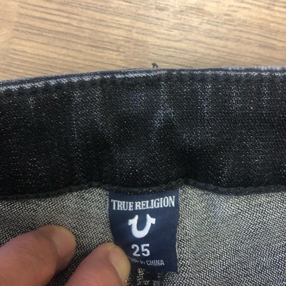 TRU RELIGION HALLE STUDDED SKINNY JEANS IN SIZE 25 - Picture 7 of 12